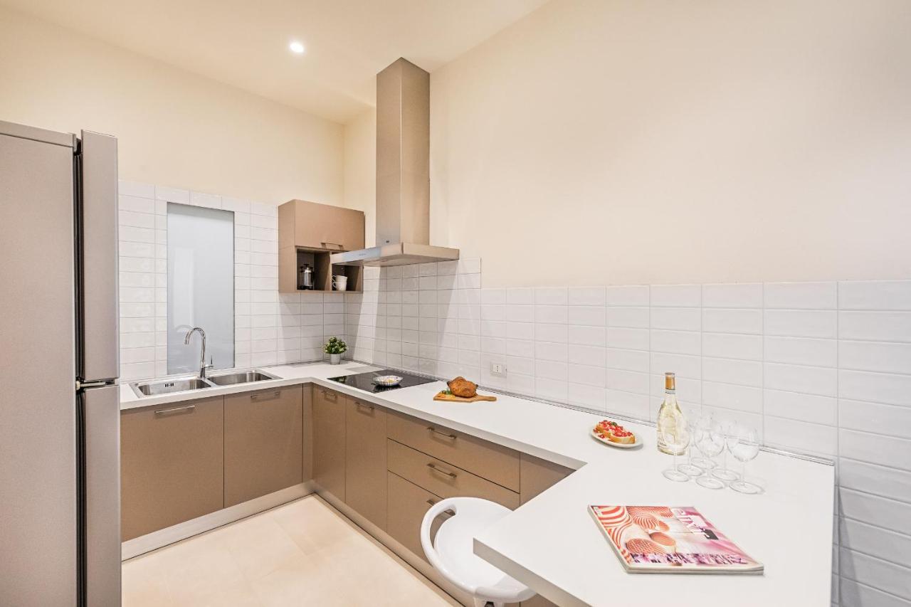 Il Lago Apartments By Wonderful Italy 살로 외부 사진