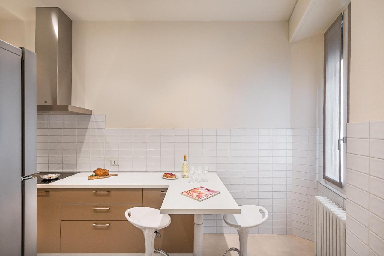 Il Lago Apartments By Wonderful Italy 살로 외부 사진