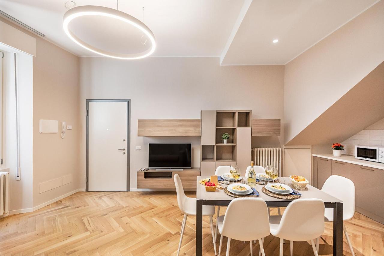 Il Lago Apartments By Wonderful Italy 살로 외부 사진