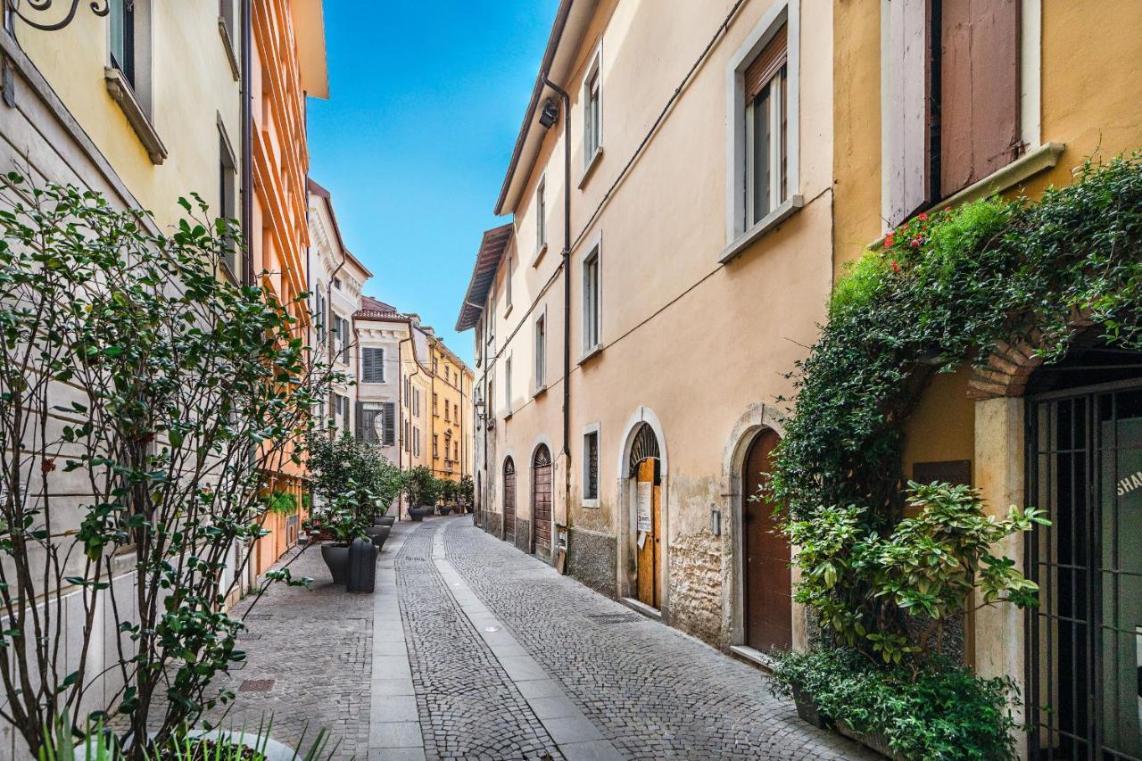 Il Lago Apartments By Wonderful Italy 살로 외부 사진
